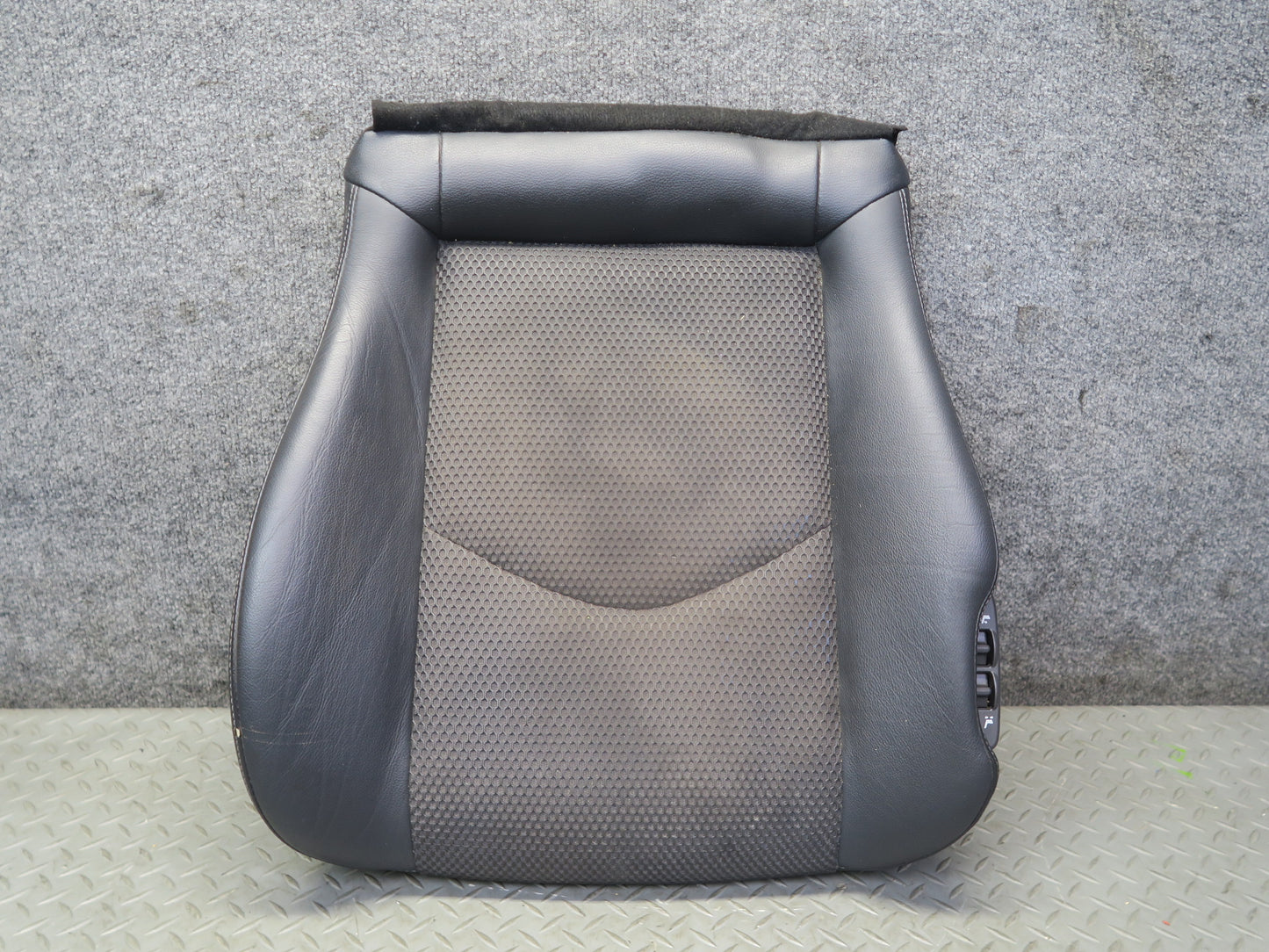 10-19 Nissan Z34 370Z Convert Front Right Seat Lower Leather Cushion Black OEM