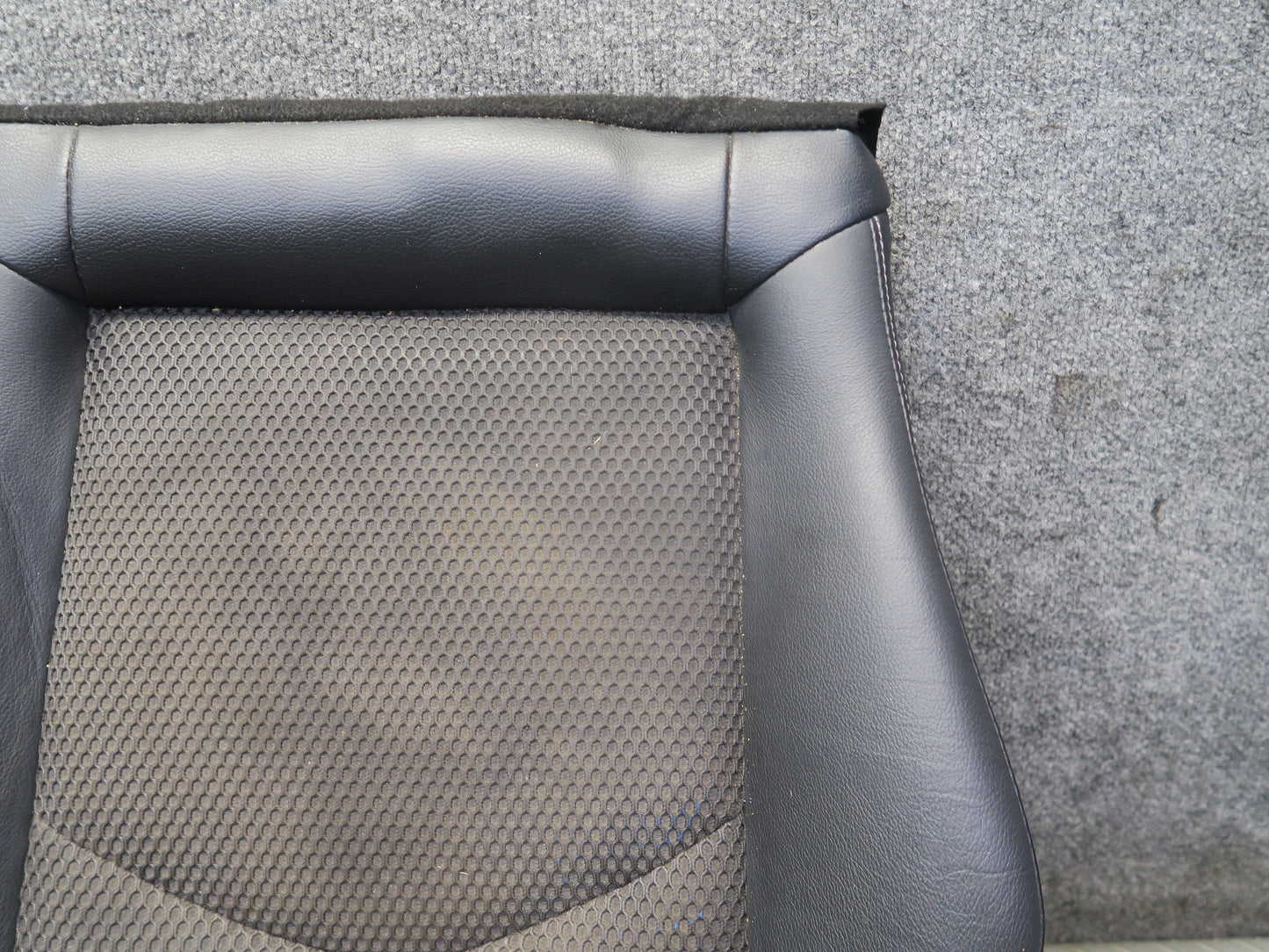 10-19 Nissan Z34 370Z Convert Front Right Seat Lower Leather Cushion Black OEM