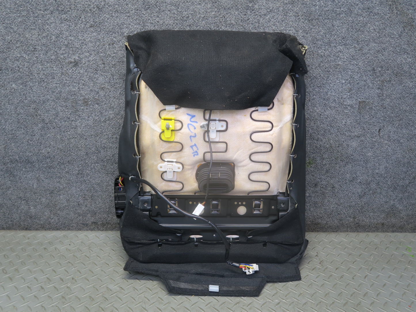 10-19 Nissan Z34 370Z Convert Front Right Seat Lower Leather Cushion Black OEM