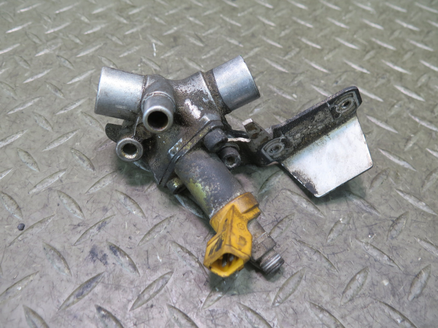 86-91 Mercedes W126 560SEC 560SEL M117 Idle Air Control Valve OEM