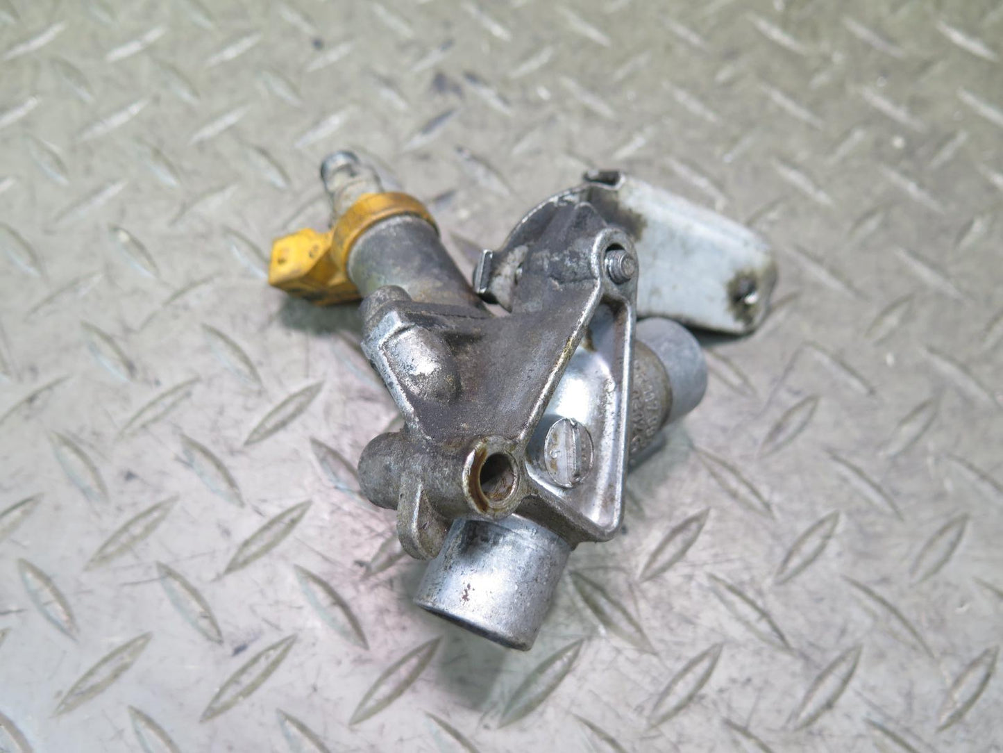 86-91 Mercedes W126 560SEC 560SEL M117 Idle Air Control Valve OEM