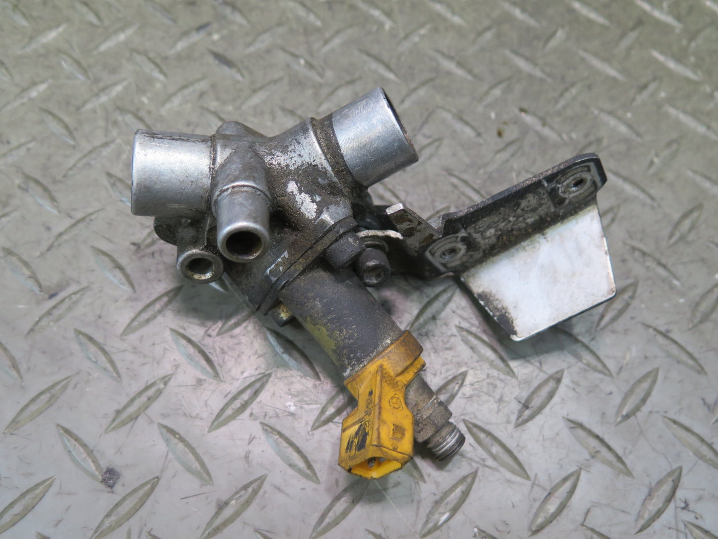 86-91 Mercedes W126 560SEC 560SEL M117 Idle Air Control Valve OEM
