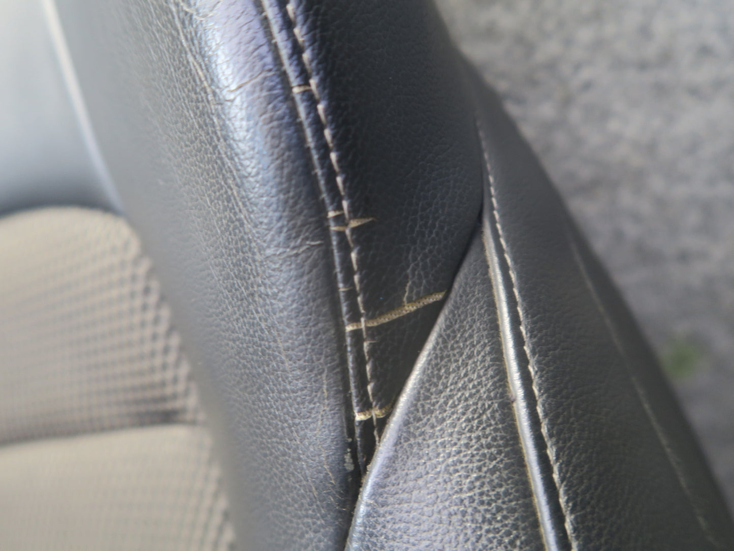 10-19 Nissan Z34 370Z Convertible Front Left Seat Upper Leather Cushion OEM