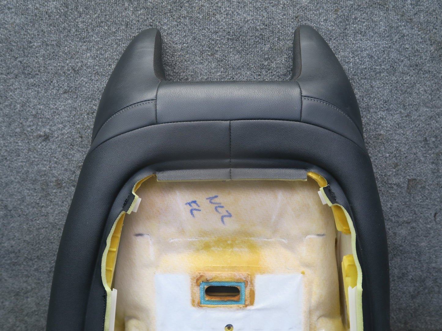 10-19 Nissan Z34 370Z Convertible Front Left Seat Upper Leather Cushion OEM