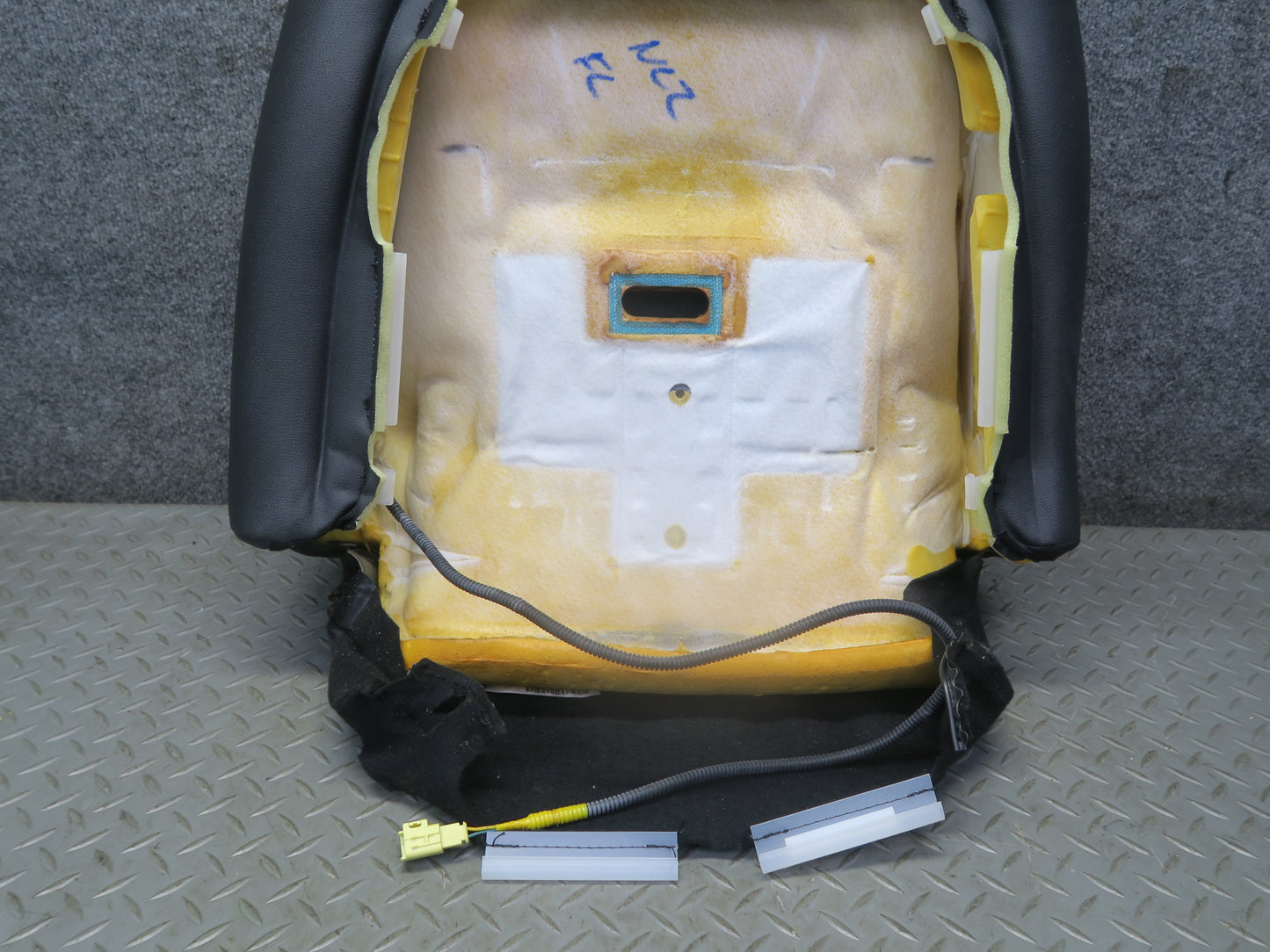 10-19 Nissan Z34 370Z Convertible Front Left Seat Upper Leather Cushion OEM