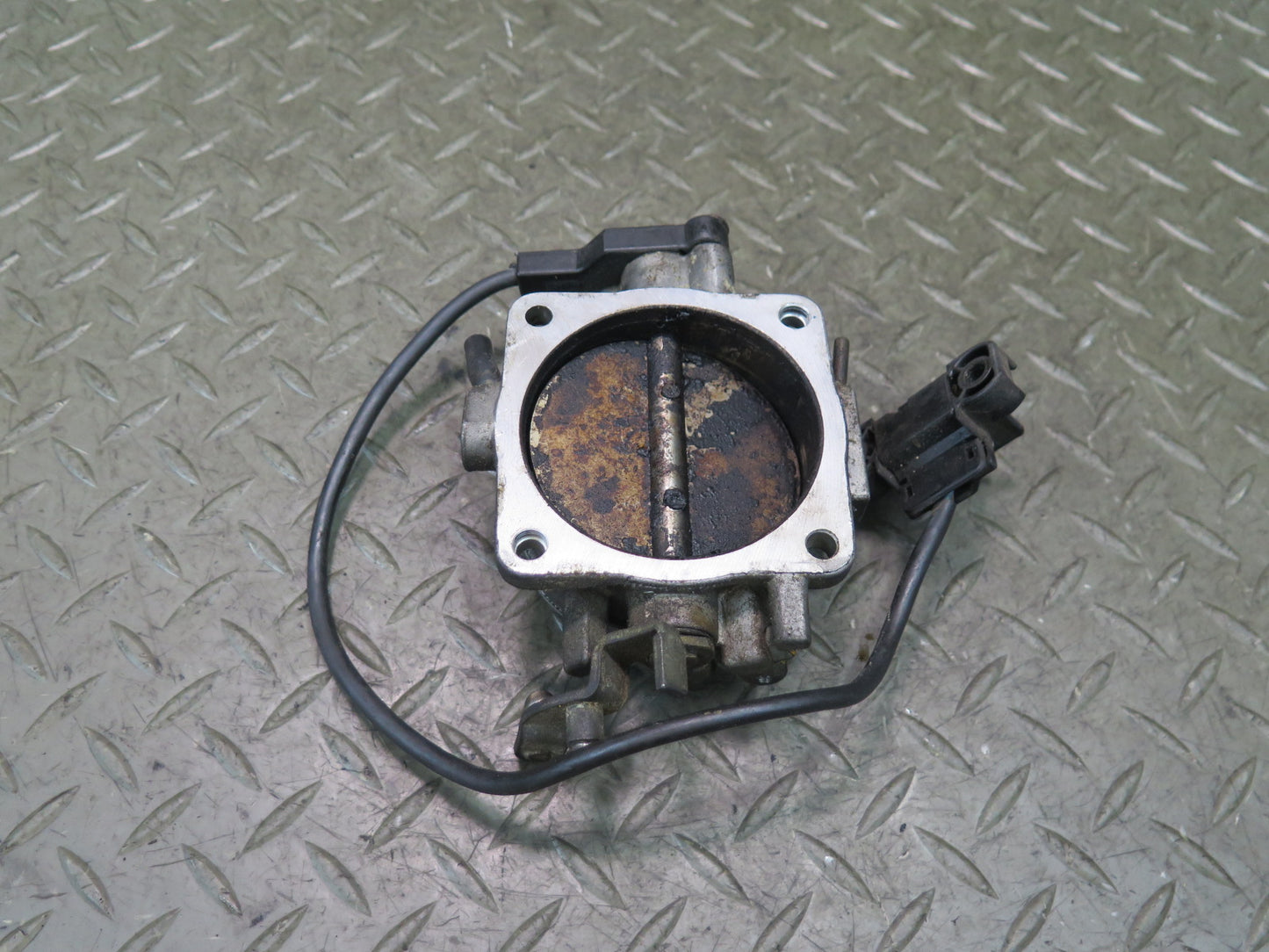 86-91 Mercedes W126 560SEC 560SEL M117 Throttle Valve Body Assembly OEM