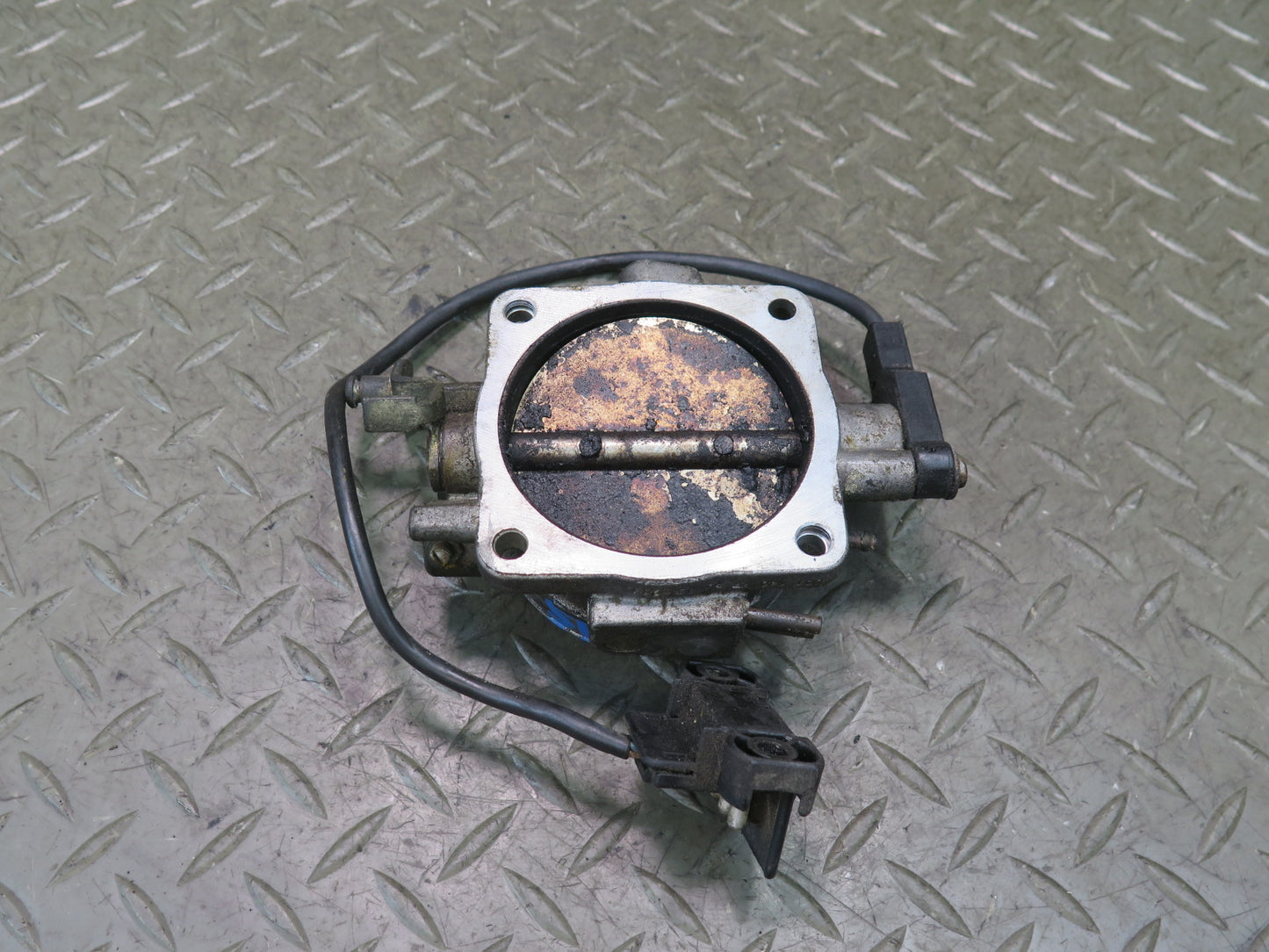 86-91 Mercedes W126 560SEC 560SEL M117 Throttle Valve Body Assembly OEM