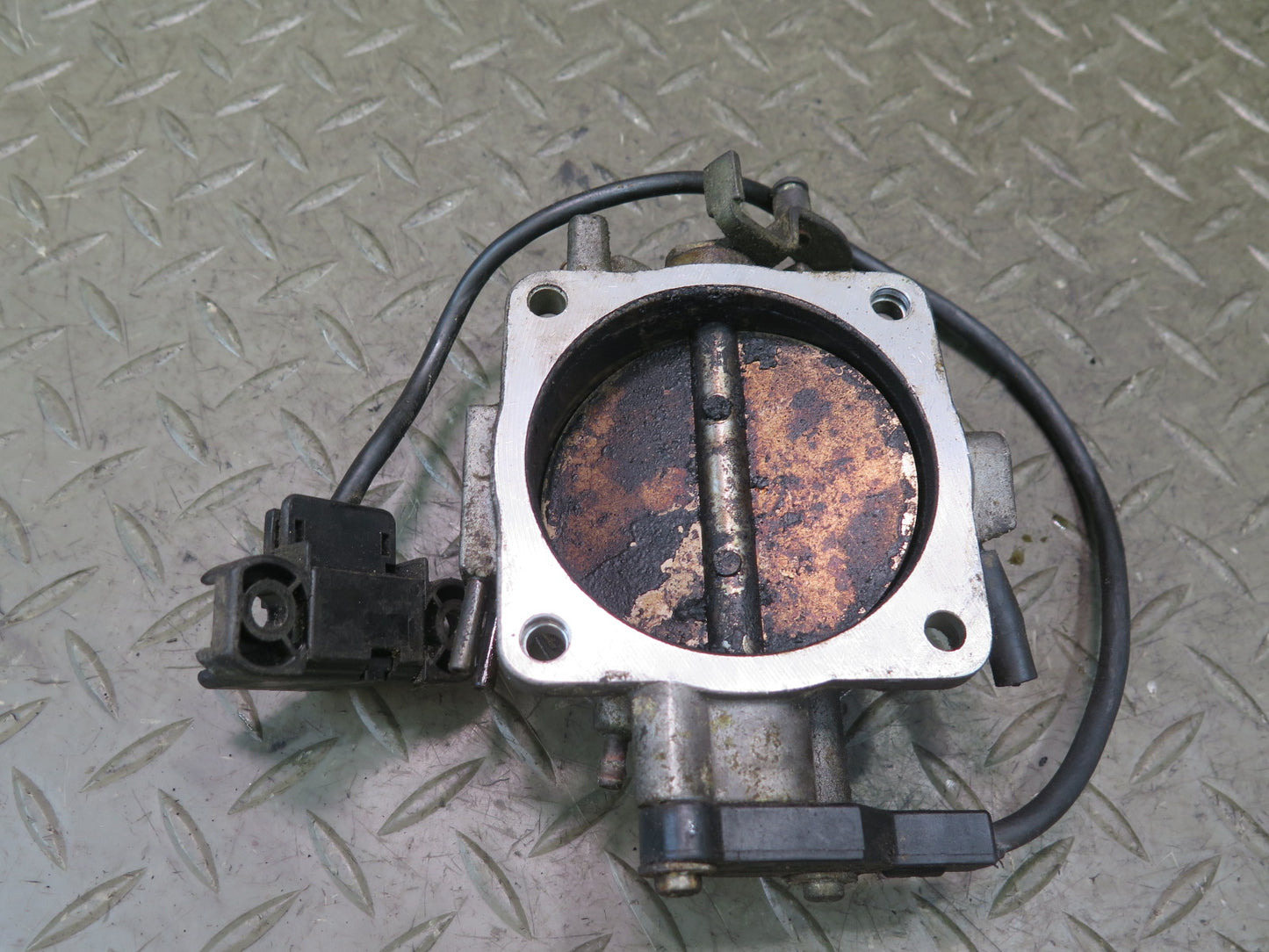 86-91 Mercedes W126 560SEC 560SEL M117 Throttle Valve Body Assembly OEM