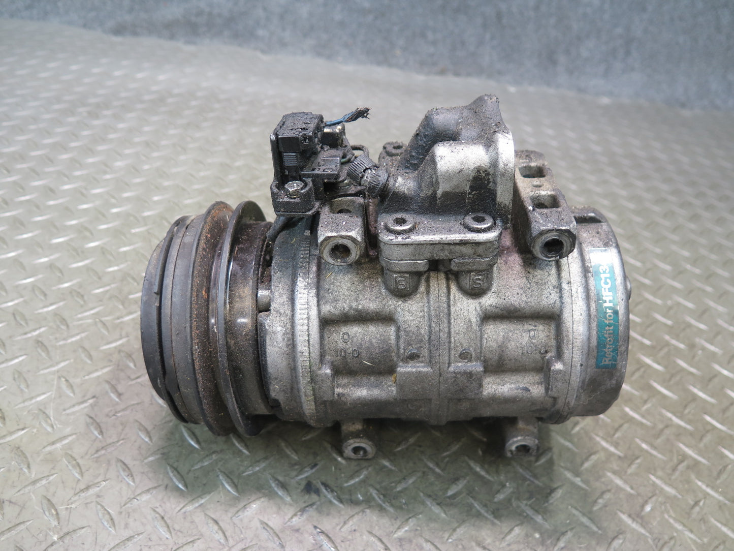 86-91 Mercedes W126 560SEL A/C Air Condition Compressor HFC134A Denso