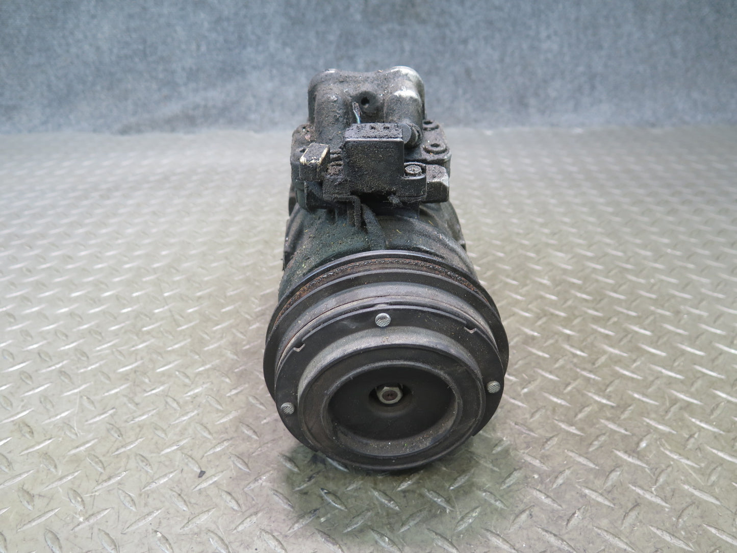 86-91 Mercedes W126 560SEL A/C Air Condition Compressor HFC134A Denso