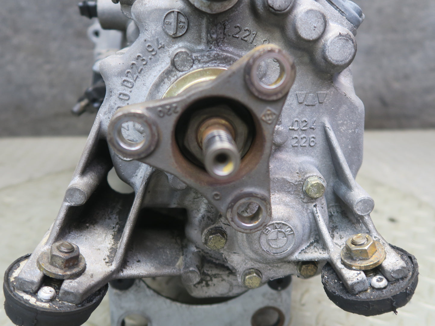 96-98 BMW E36/7 Z3 1.9 M44 S5D 250G Tbdh M/T Manual Transmission 160k Miles OEM