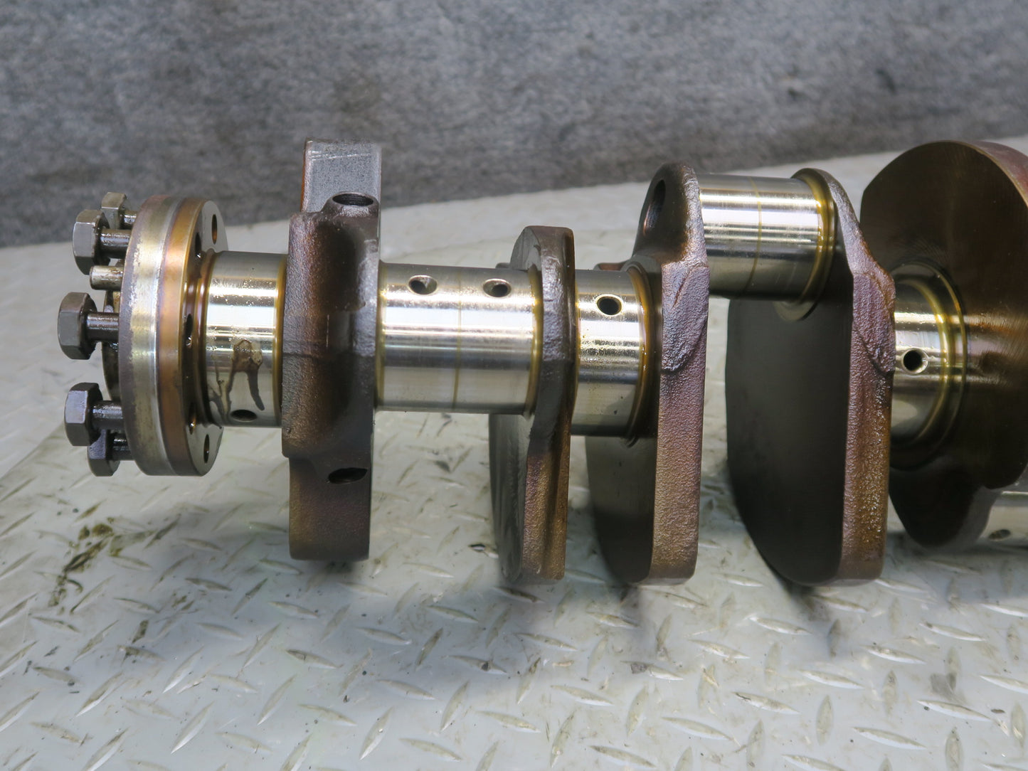 86-91 Mercedes W126 560SEC 560SEL M117 Engine Crankshaft 1170312701 OEM