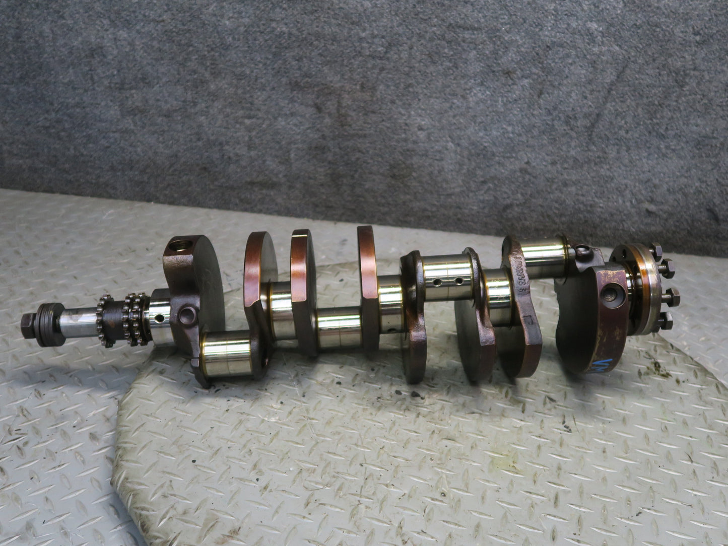 86-91 Mercedes W126 560SEC 560SEL M117 Engine Crankshaft 1170312701 OEM