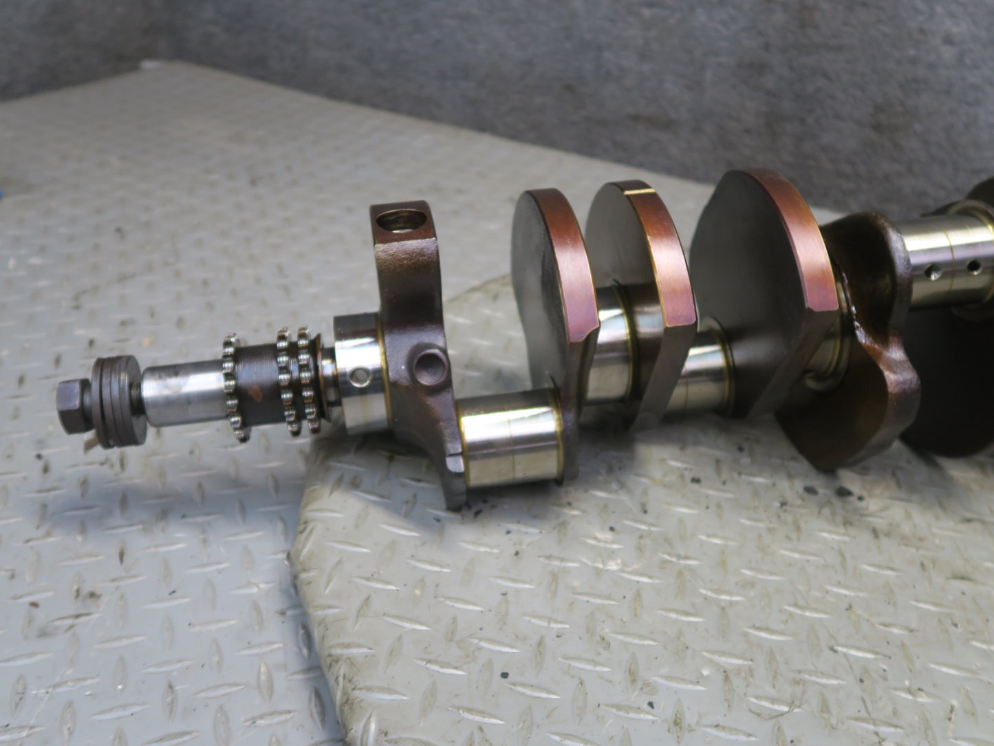 86-91 Mercedes W126 560SEC 560SEL M117 Engine Crankshaft 1170312701 OEM