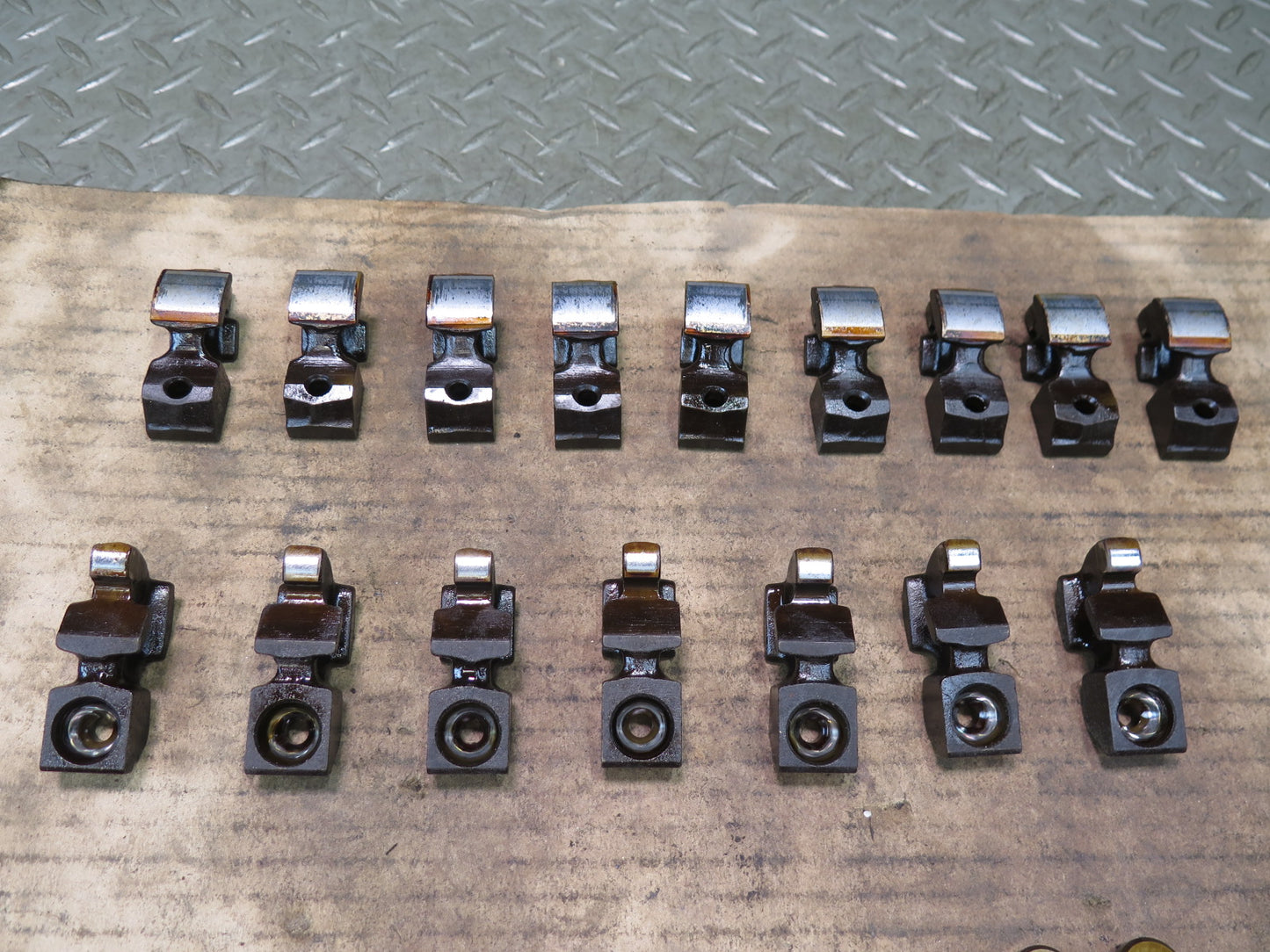 86-91 Mercedes W126 560SEC 560SEL M117 Engine Rocker Arm Valve Lifter Set OEM