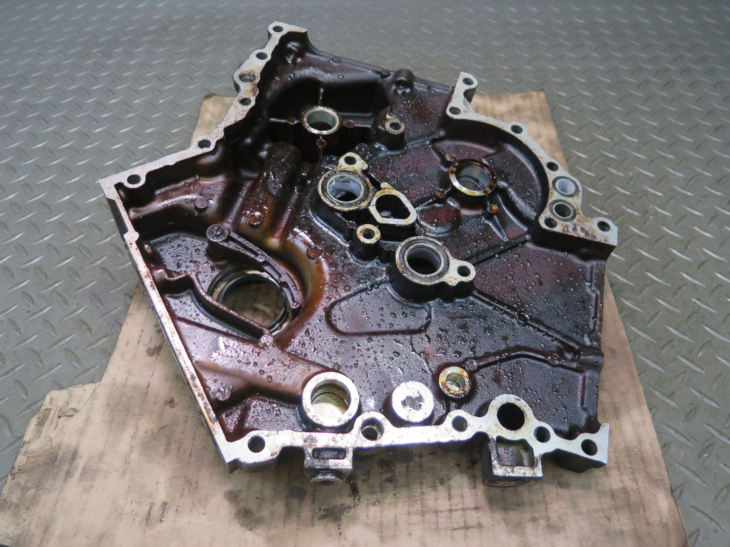 86-91 Mercedes W126 C126 560SEL 560SEC M117 Engine Timing Cover OEM