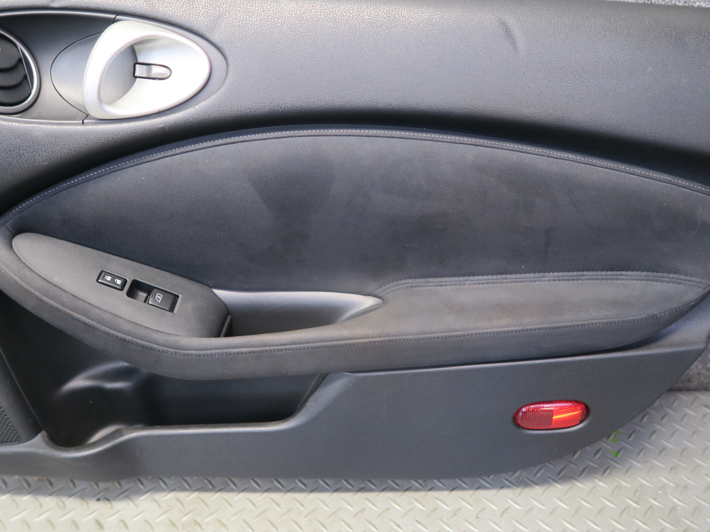 10-19 Nissan Z34 370Z Conv Left & Right Door Interior Trim Cover Panel Set OEM