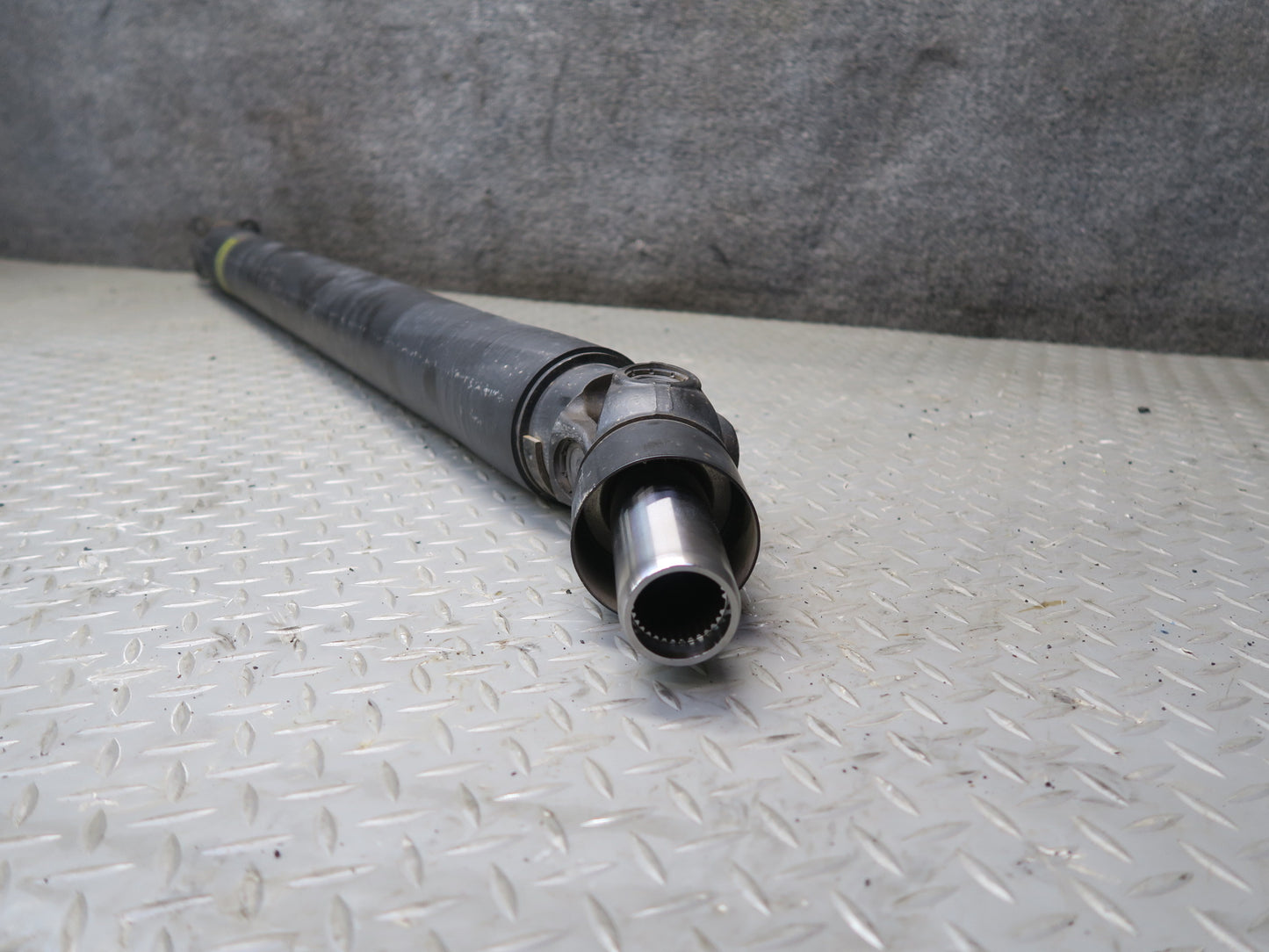 09-20 Nissan Z34 370Z VQ37VHR A/T Rear Propeller Drive Shaft Driveshaft 116K OEM