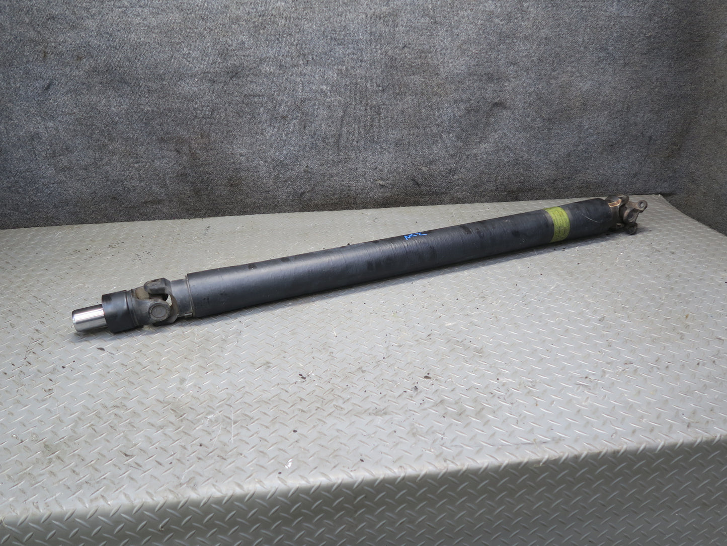 09-20 Nissan Z34 370Z VQ37VHR A/T Rear Propeller Drive Shaft Driveshaft 116K OEM