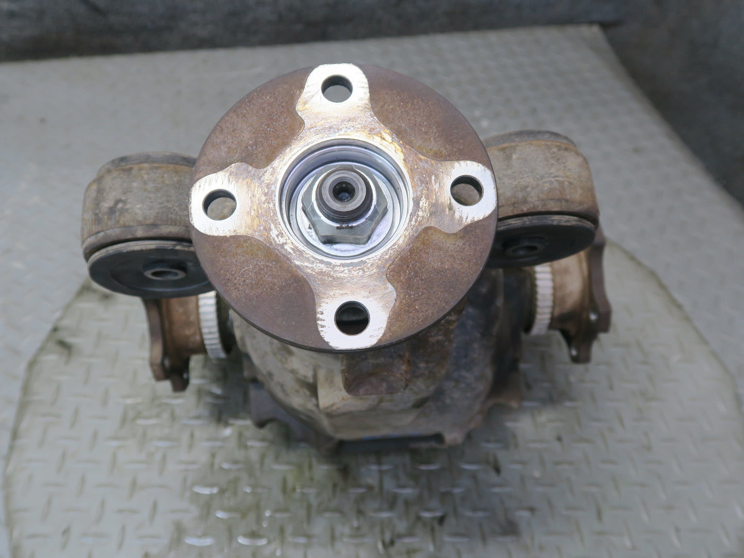 2010 Nissan Z34 370Z A/T LSD Rear Differential Carrier 3.36 Ratio 116K OEM