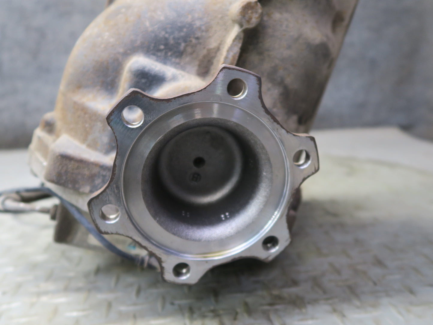 2010 Nissan Z34 370Z A/T LSD Rear Differential Carrier 3.36 Ratio 116K OEM