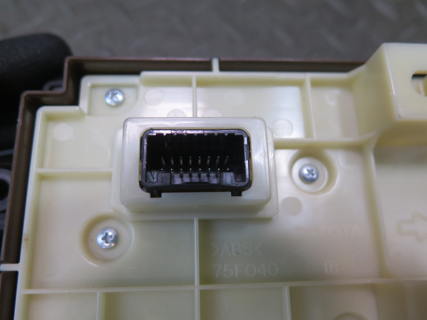 2010-2013 Lexus URJ150L GX460 Center Console Multi Function DAC & 4WD Switch