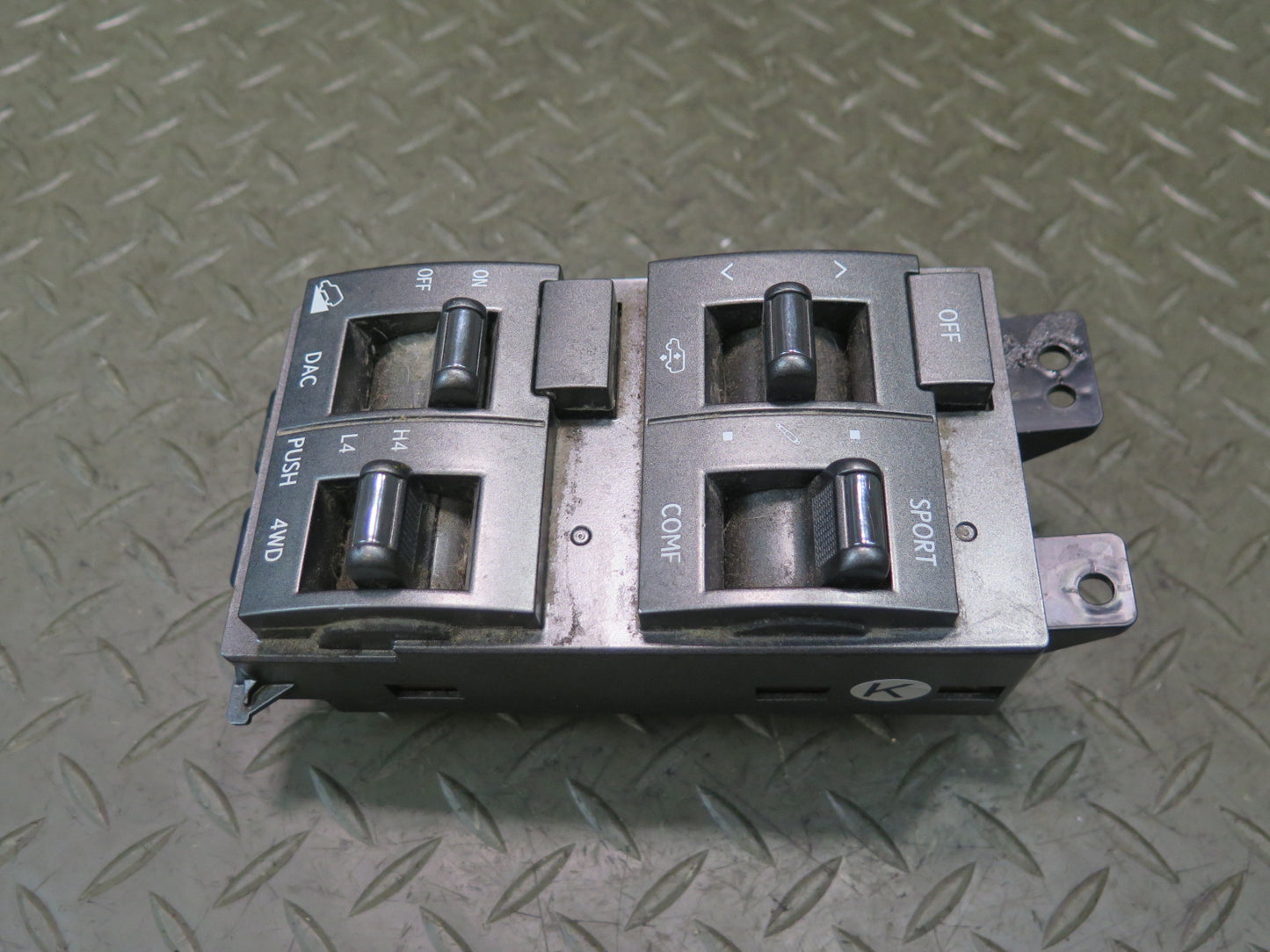 2010-2013 Lexus URJ150L GX460 Center Console Multi Function DAC & 4WD Switch