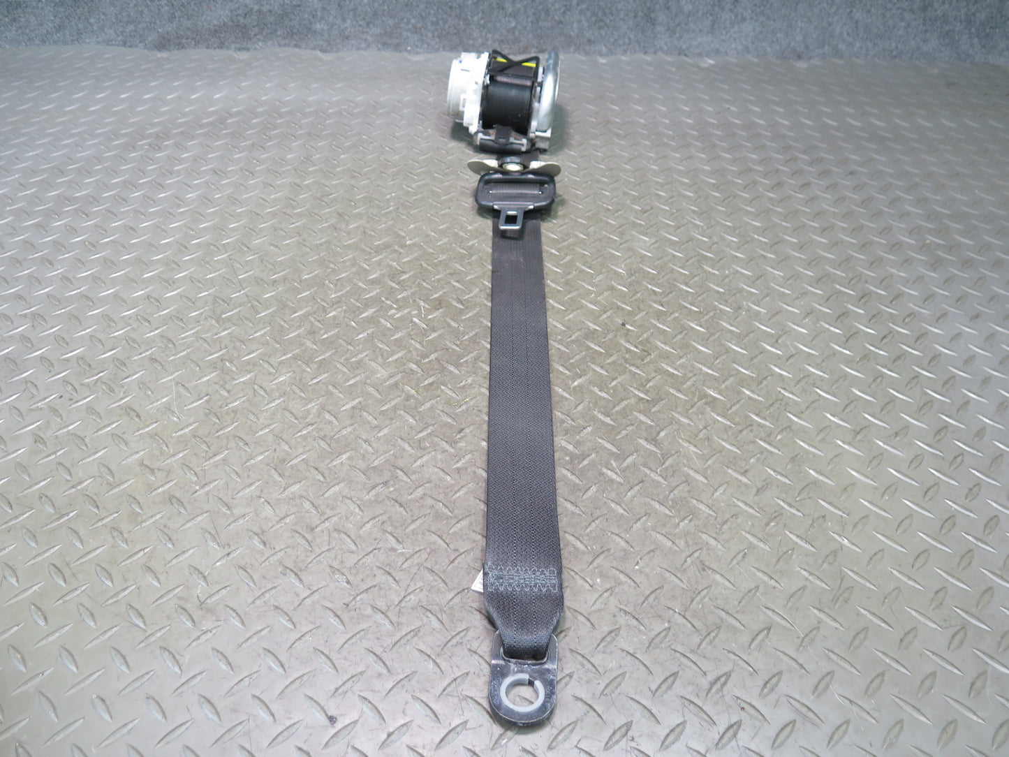 10-13 LEXUS GX460 FRONT LEFT DRIVER SIDE SEATBELT RETRACTOR SET OEM