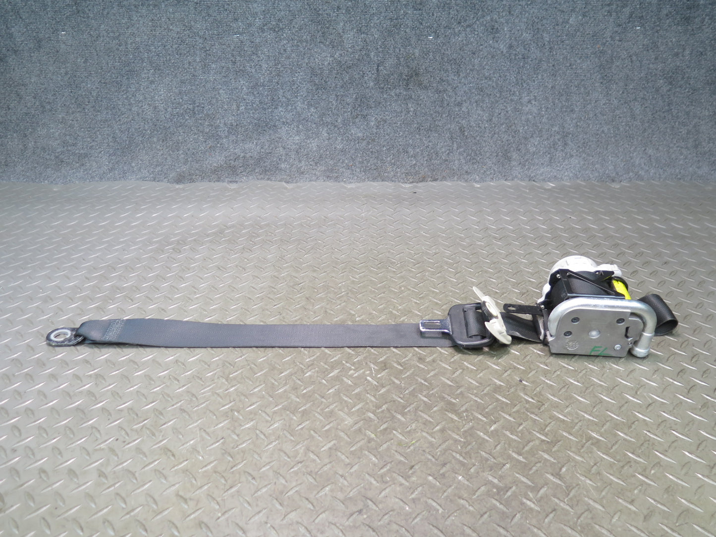 10-13 LEXUS GX460 FRONT LEFT DRIVER SIDE SEATBELT RETRACTOR SET OEM