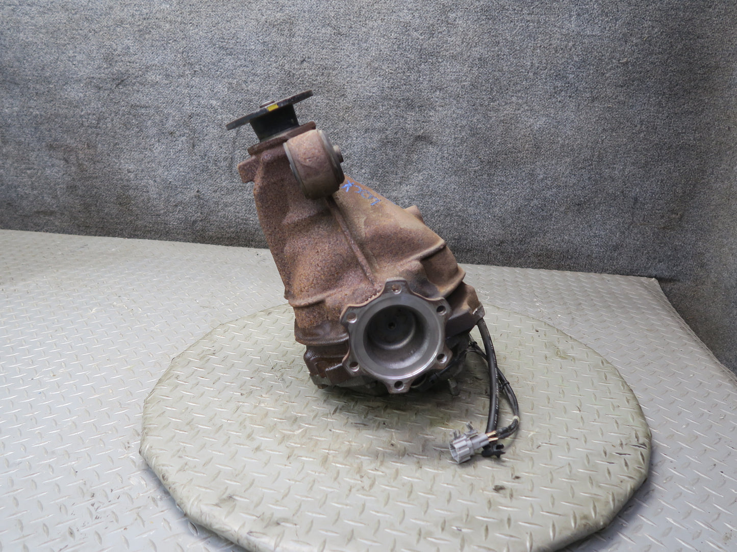 04-09 Nissan Z33 350Z Conv A/T Rear Differential Carrier LSD 3.36 Ratio  34K OEM