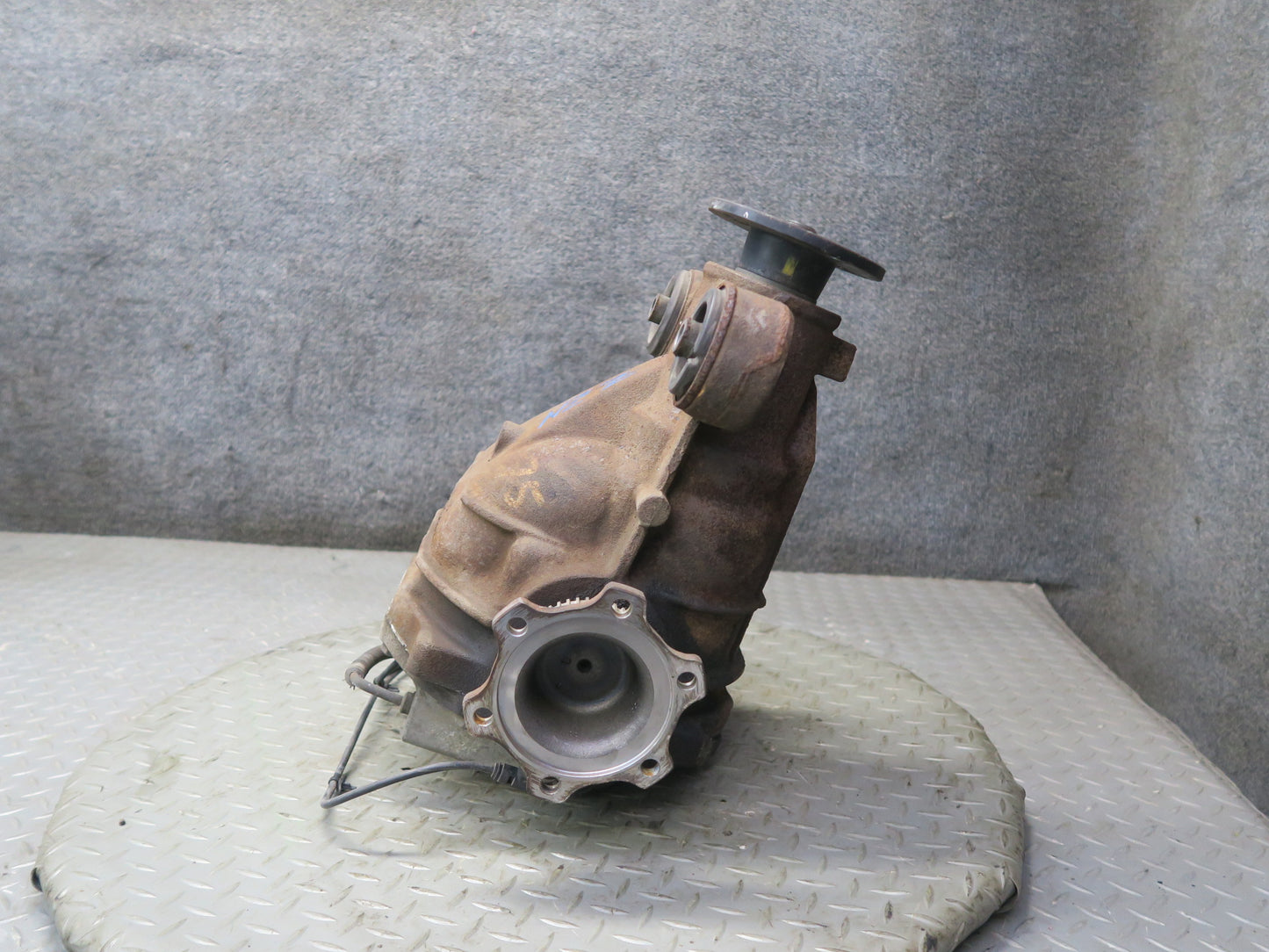 04-09 Nissan Z33 350Z Conv A/T Rear Differential Carrier LSD 3.36 Ratio  34K OEM