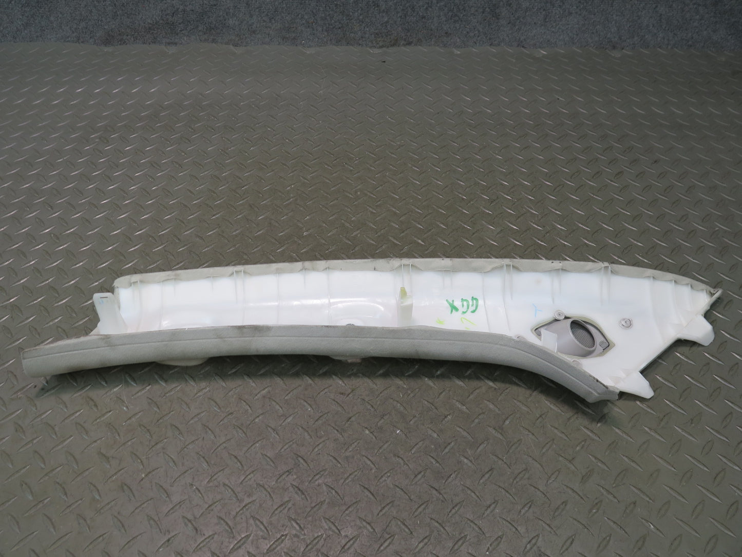 10-23 Lexus URJ150L GX460 Front Left Right Windshield A Pillar Trim Cover Set