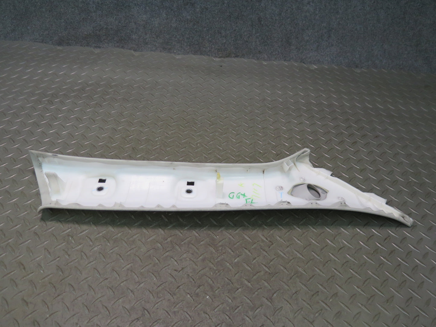 10-23 Lexus URJ150L GX460 Front Left Right Windshield A Pillar Trim Cover Set