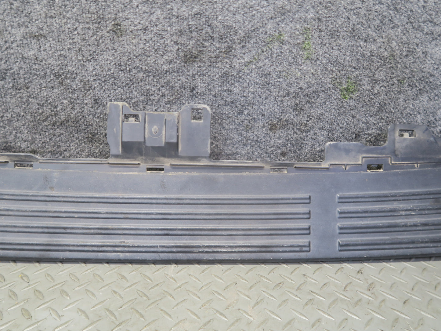 2010-2013 Lexus URJ150L GX460 Rear Bumper Center Upper Step Plate Molding