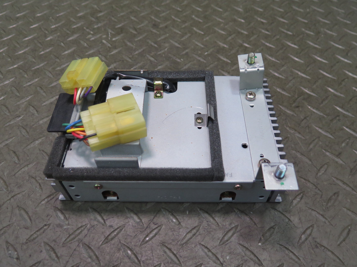 84-86 Toyota Cressida MX73 Audio Radio Amplifier AMP 86280-22050 OEM