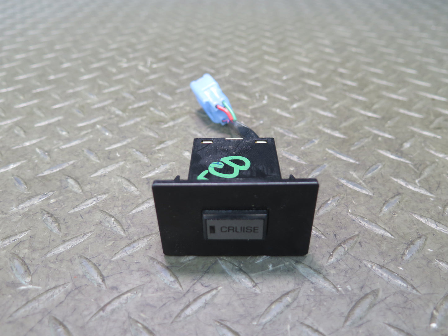 84-86 Toyota Cressida MX73 Cruise Control Switch Black OEM