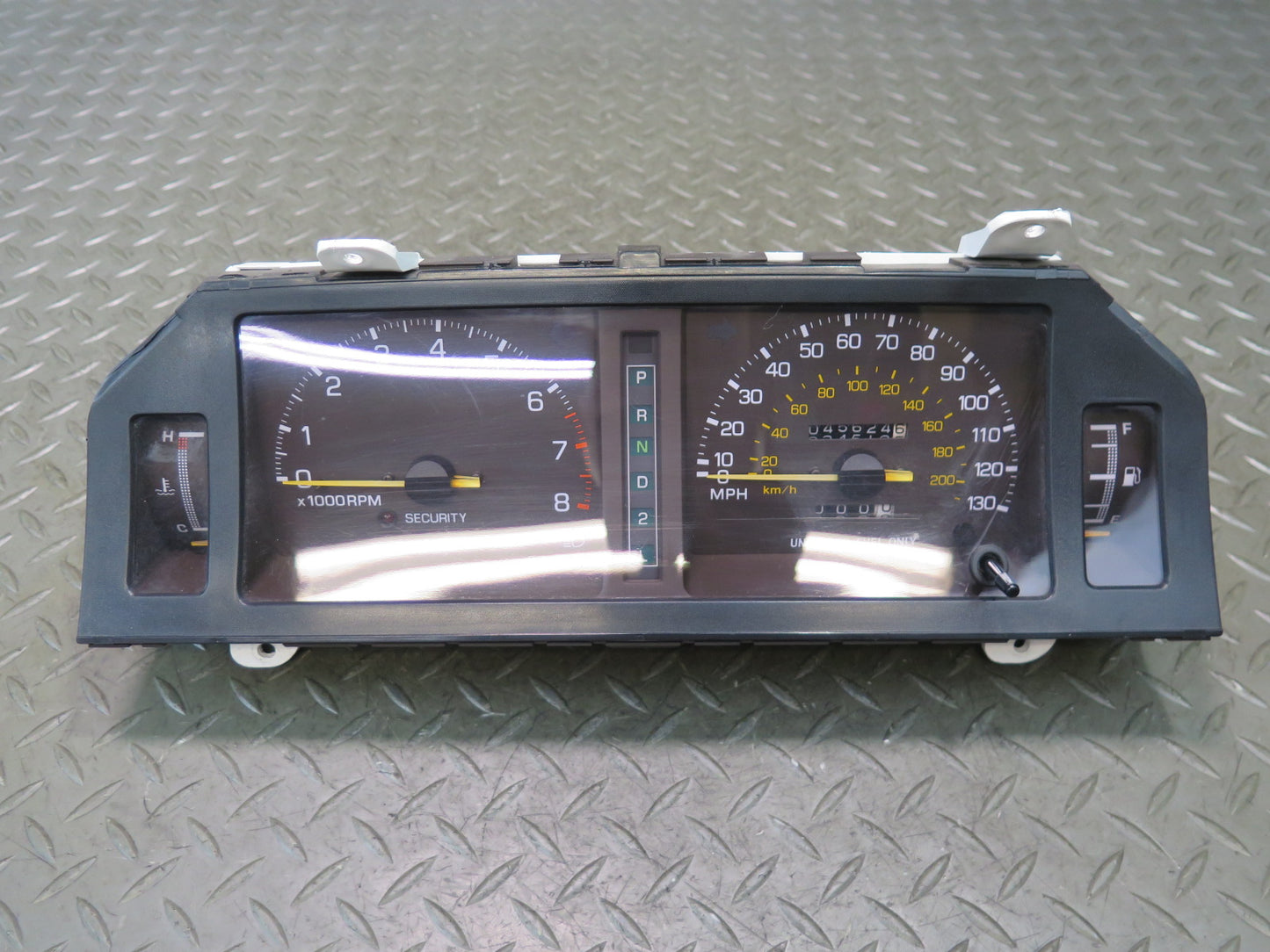 85-86 Toyota Cressida MX73 A/T Speedometer Instrument Cluster Gauge 45K Mile OEM