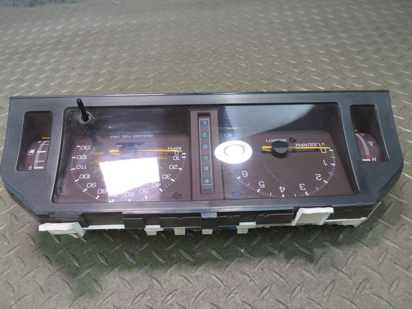 85-86 Toyota Cressida MX73 A/T Speedometer Instrument Cluster Gauge 45K Mile OEM
