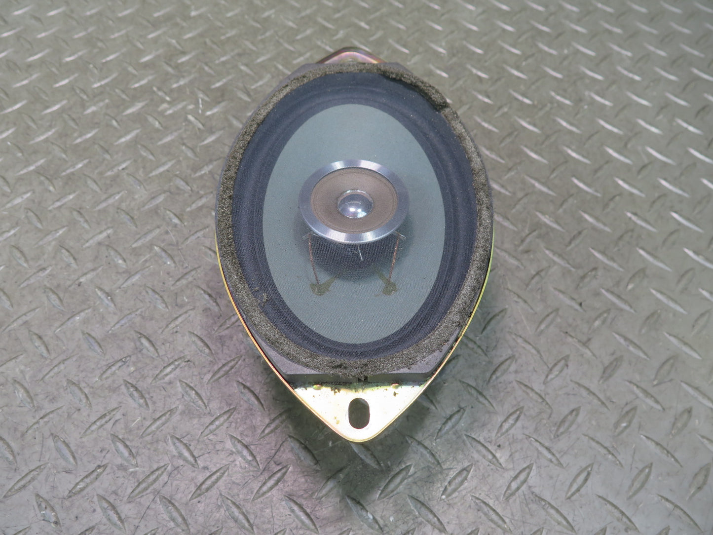 84-88 Toyota Cressida MX73 Sedan Set of 2 Rear Left & Right Speaker OEM