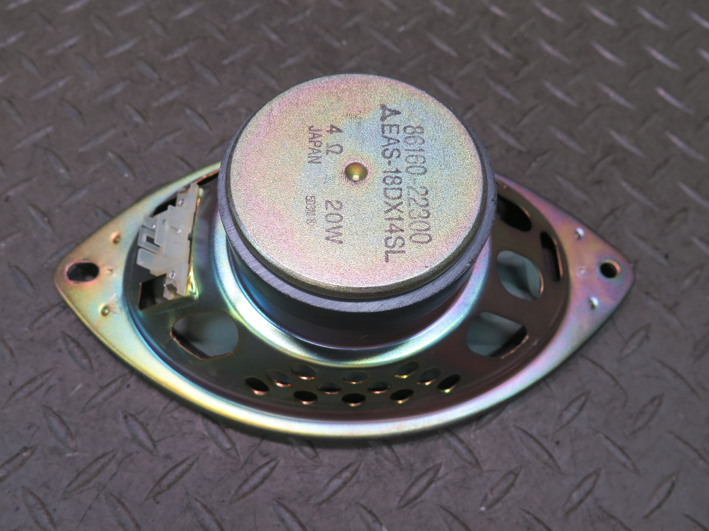 84-88 Toyota Cressida MX73 Sedan Set of 2 Rear Left & Right Speaker OEM