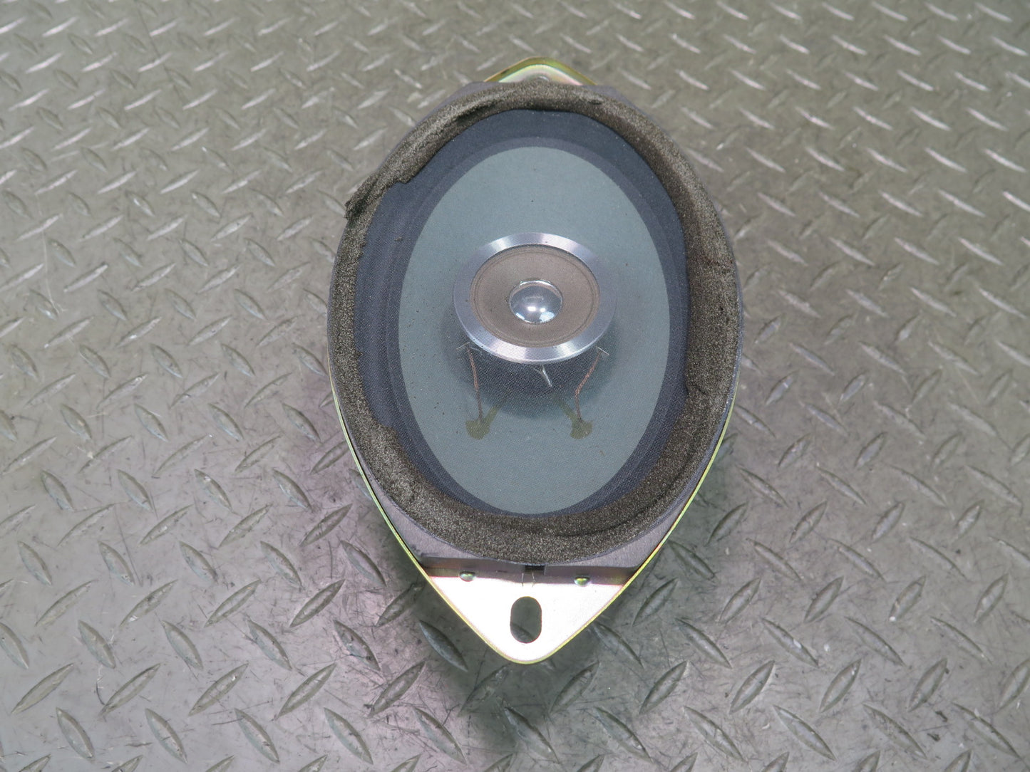 84-88 Toyota Cressida MX73 Sedan Set of 2 Rear Left & Right Speaker OEM
