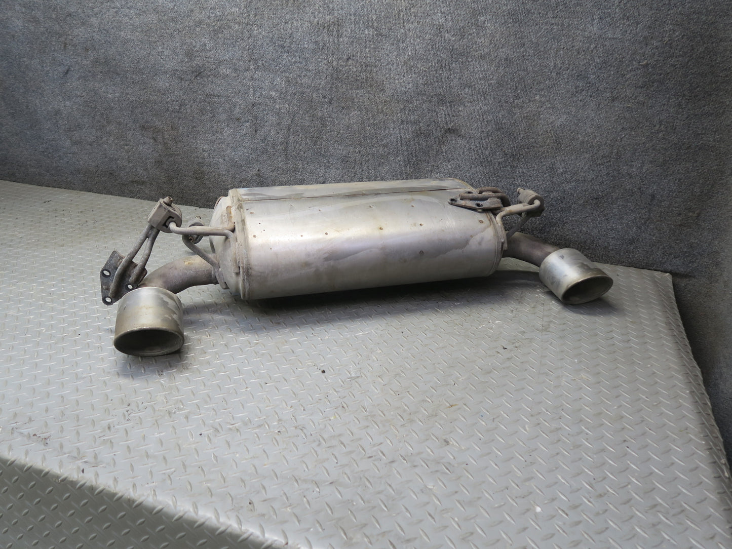 09-12 Nissan Z34 370Z Rear Exhaust Muffler w Tips Assembly 20100-1EH0A OEM