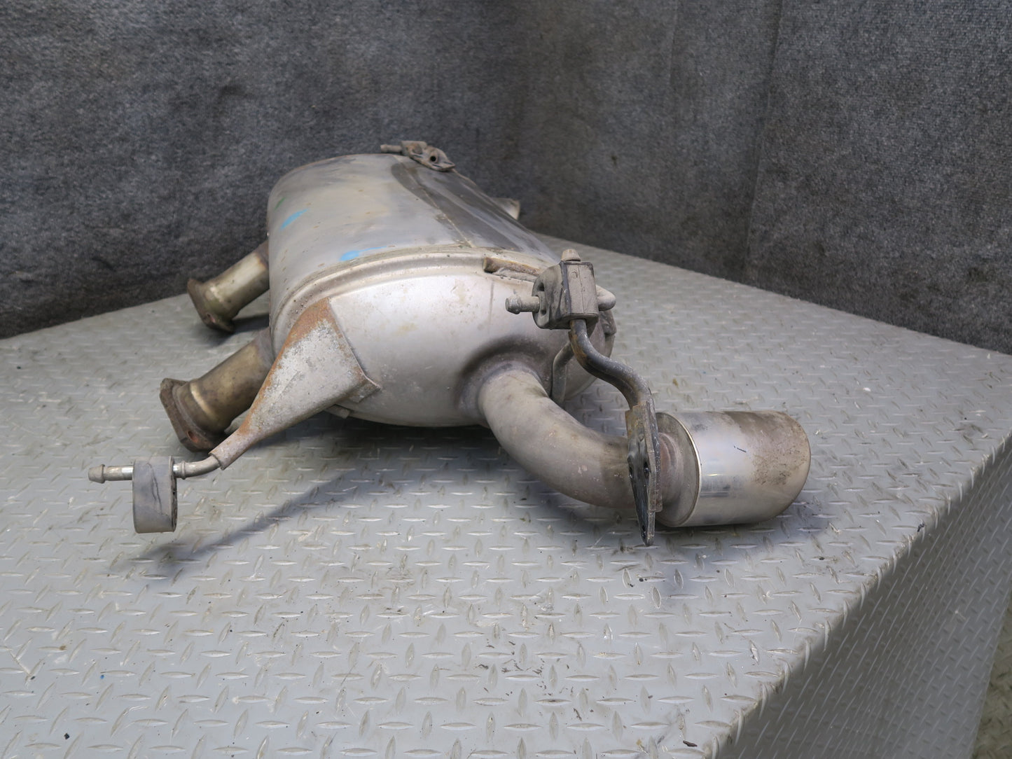 09-12 Nissan Z34 370Z Rear Exhaust Muffler w Tips Assembly 20100-1EH0A OEM