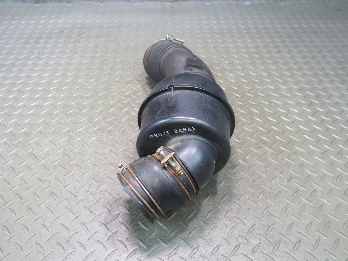 84-86 Toyota Cressida MX73 5MGE Air Intake Tube w Duct Silencer 17882-43110 OEM