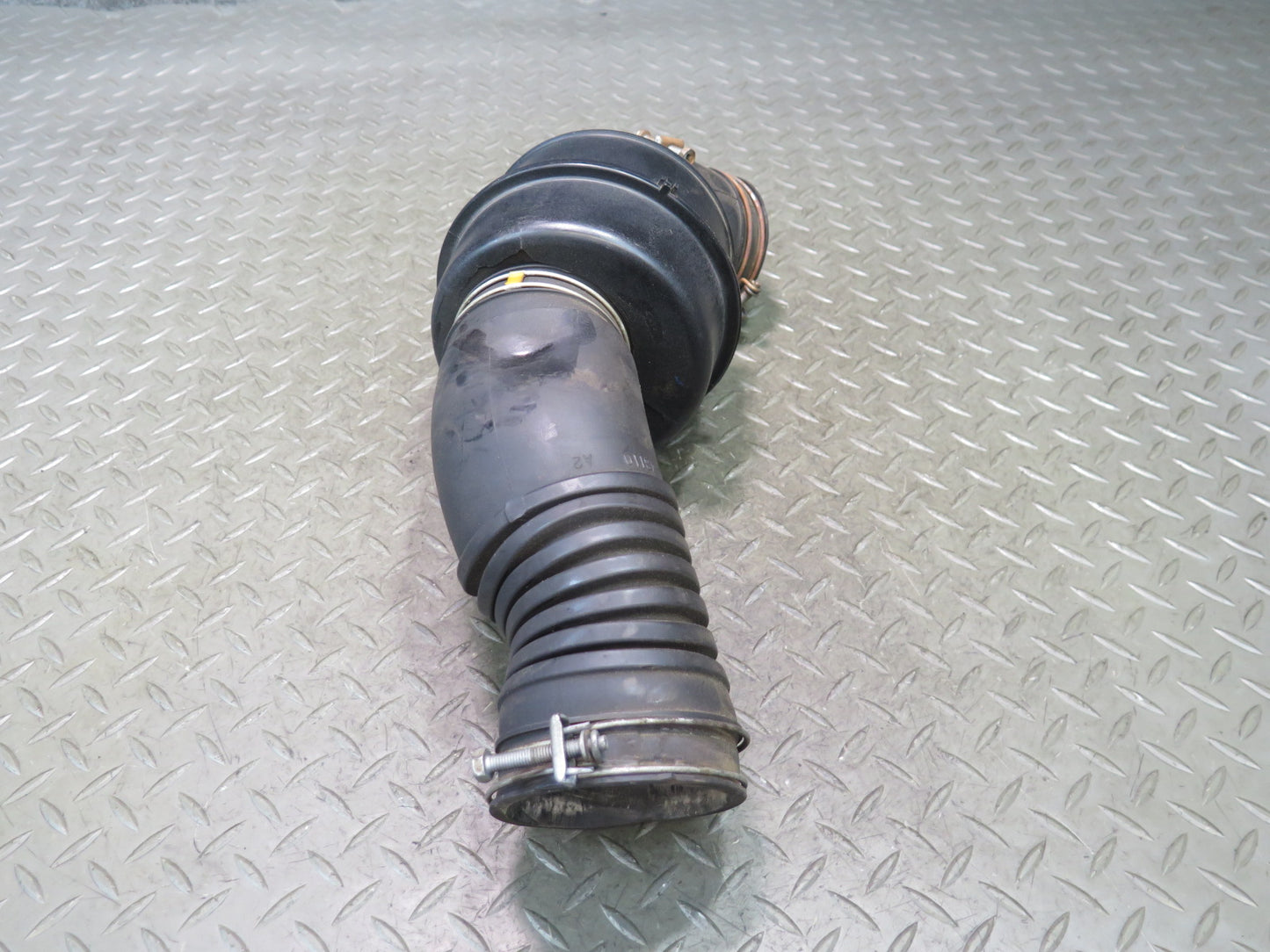 84-86 Toyota Cressida MX73 5MGE Air Intake Tube w Duct Silencer 17882-43110 OEM