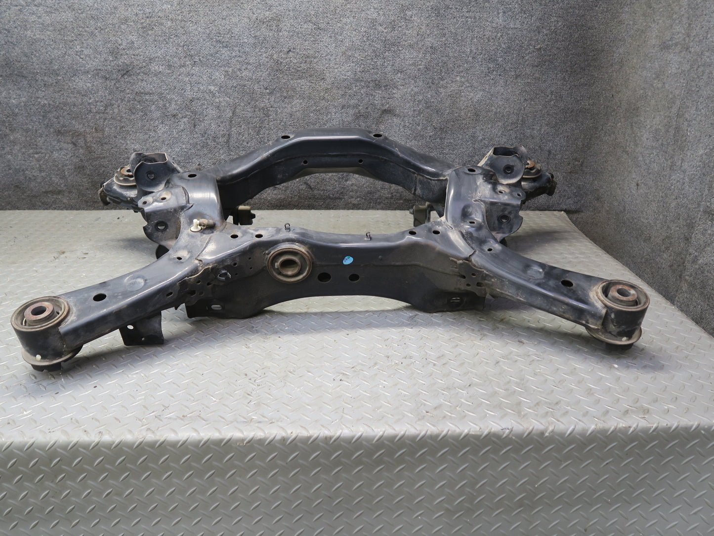 09-20 Nissan Z34 370Z Rear Suspension Subframe Crossmember Carrier 116K Mile OEM