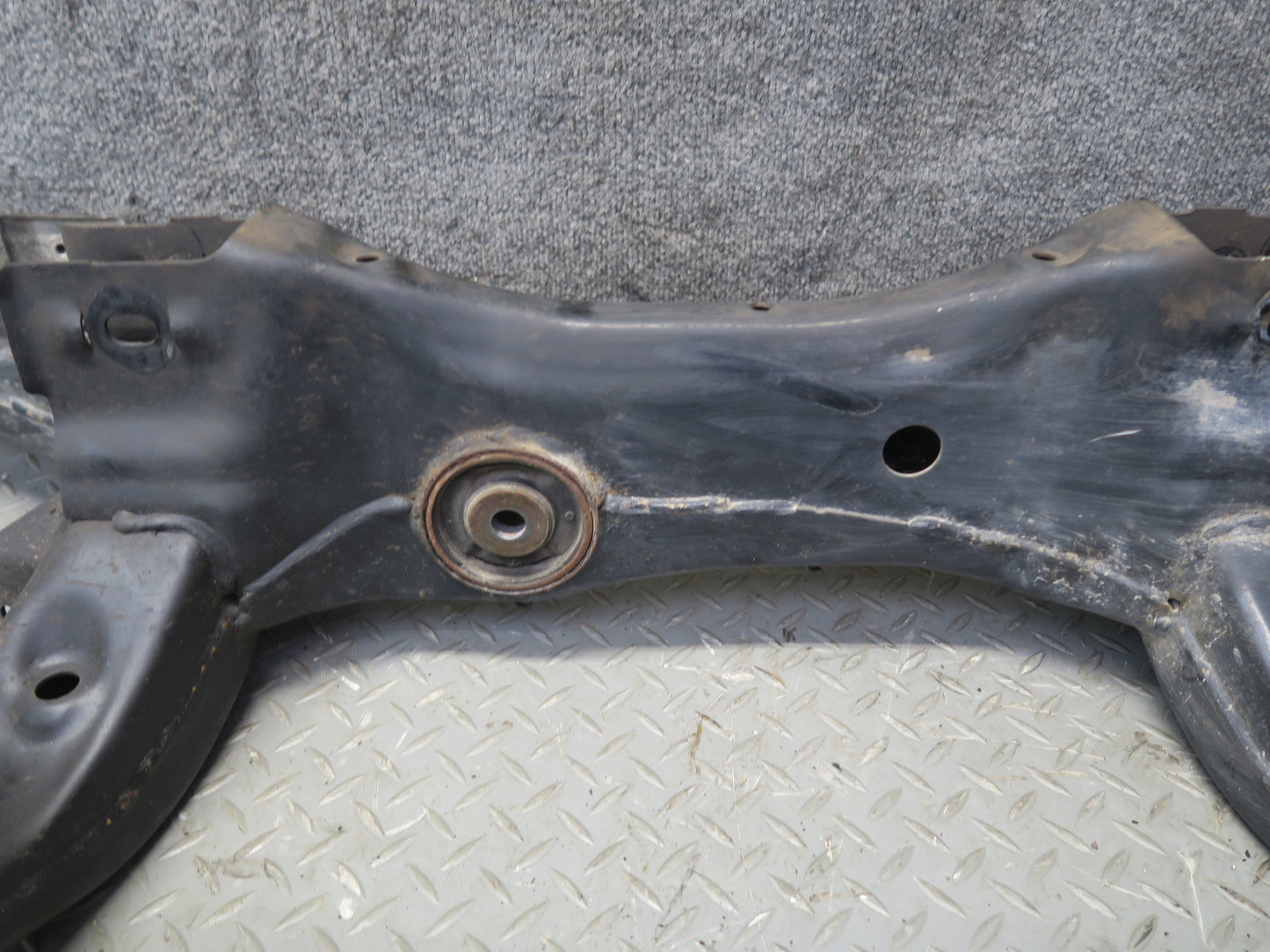 09-20 Nissan Z34 370Z Rear Suspension Subframe Crossmember Carrier 116K Mile OEM
