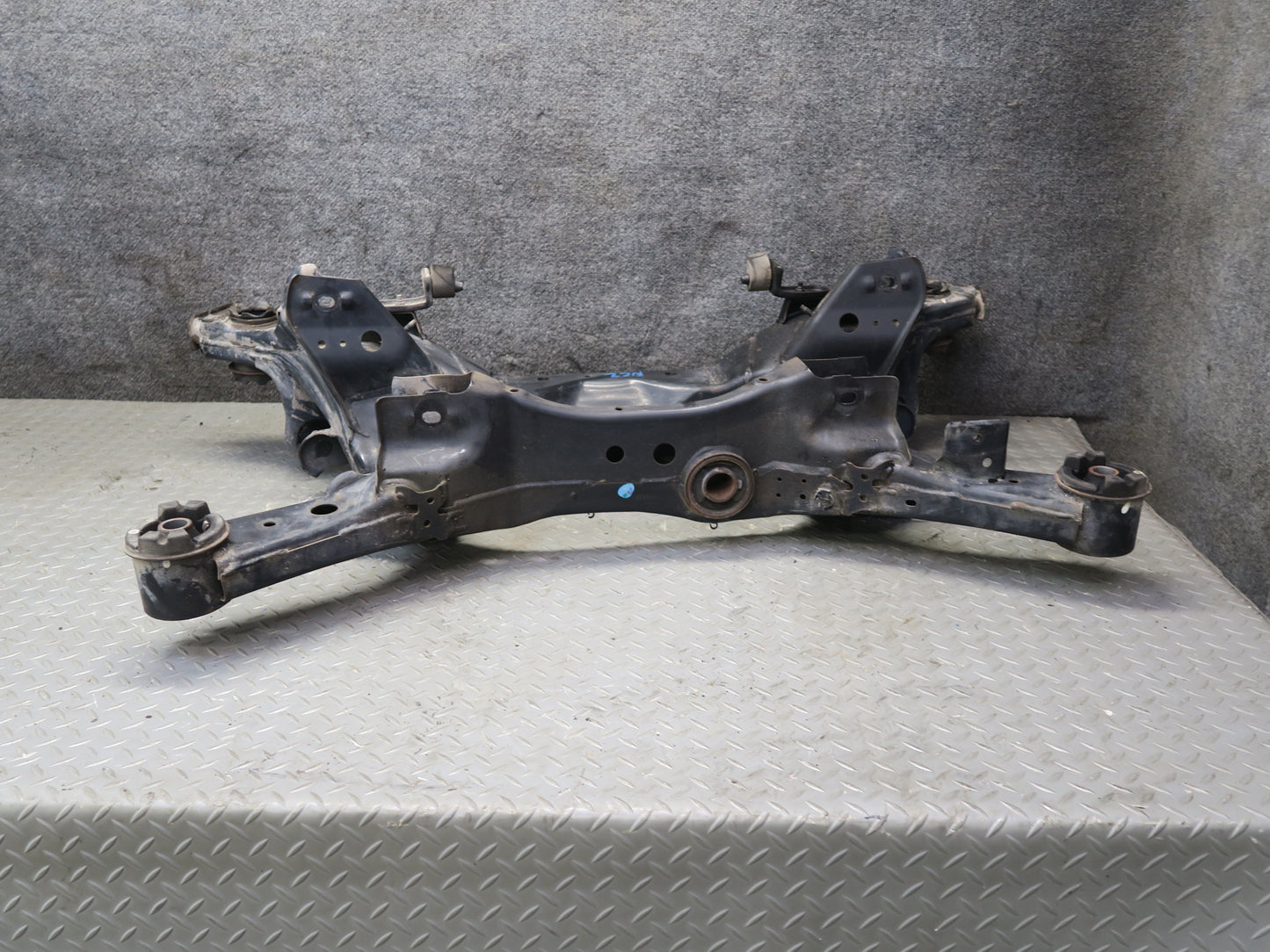 09-20 Nissan Z34 370Z Rear Suspension Subframe Crossmember Carrier 116K Mile OEM