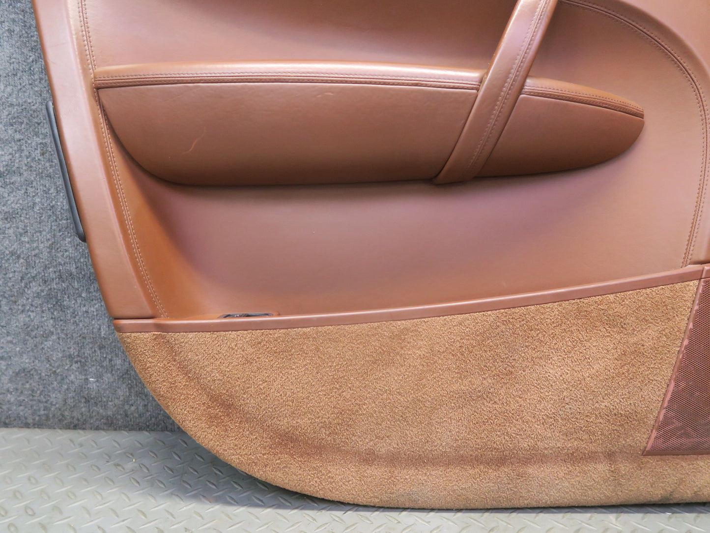 2008-2010 Porsche Cayenne 957 Front Door Interior Trim Panel Chestnut Set of 2
