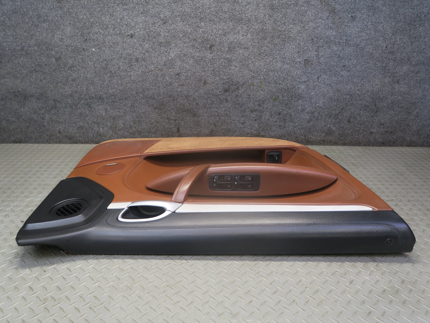 2008-2010 Porsche Cayenne 957 Front Door Interior Trim Panel Chestnut Set of 2